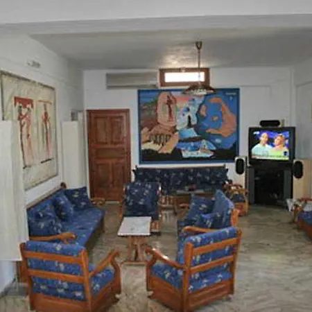 Ikaros 3* Karterados (Santorini)