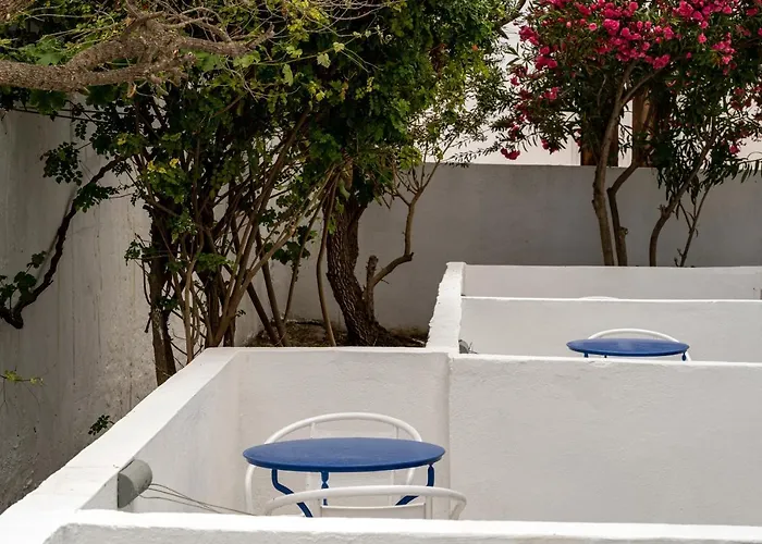 Ikaros Aparthotel 3*