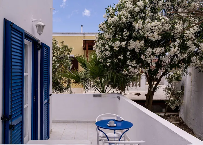 Aparthotel Ikaros Karterados (Santorini)