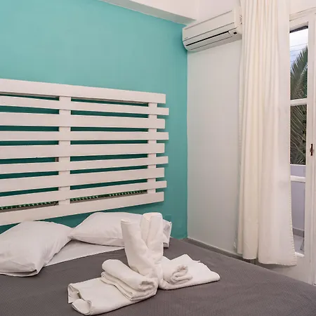 Ikaros Aparthotel 3*
