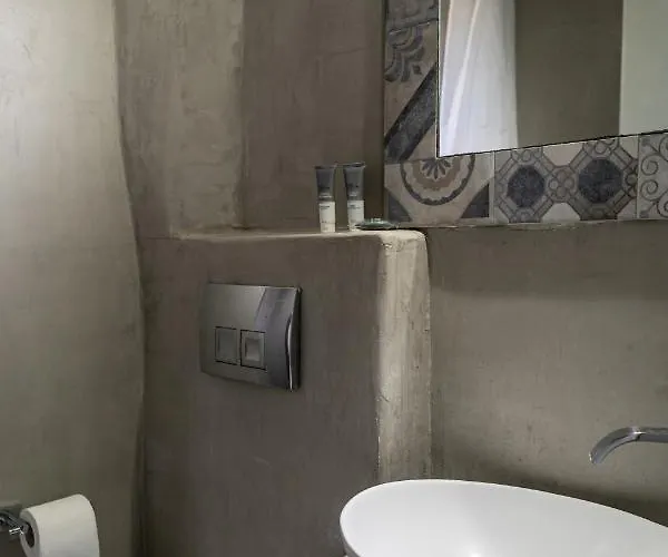 Ikaros Appart hôtel 3*