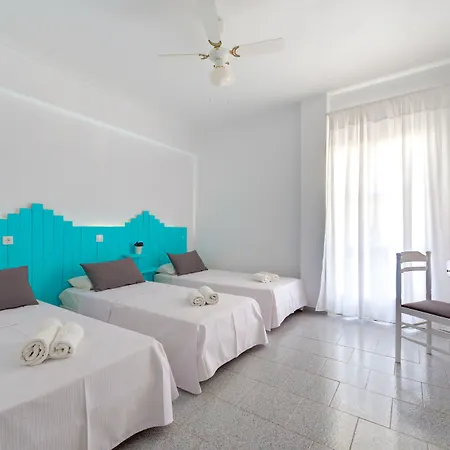 Ikaros Apartahotel 3*