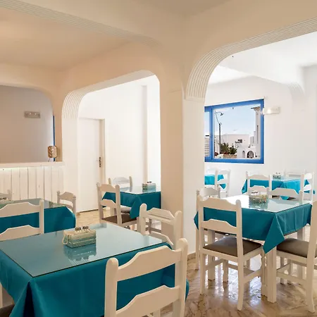 Ikaros 3* Karterados (Santorini)