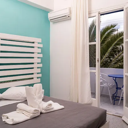 Ikaros 3* Karterados (Santorini)