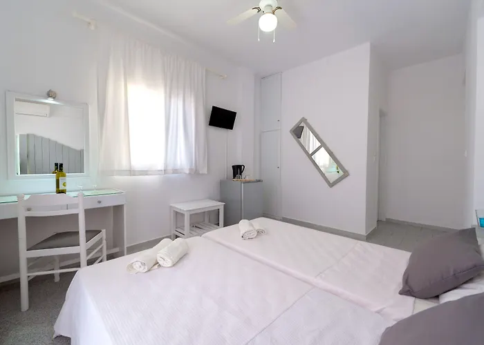 Ikaros Apart-hotel 3*