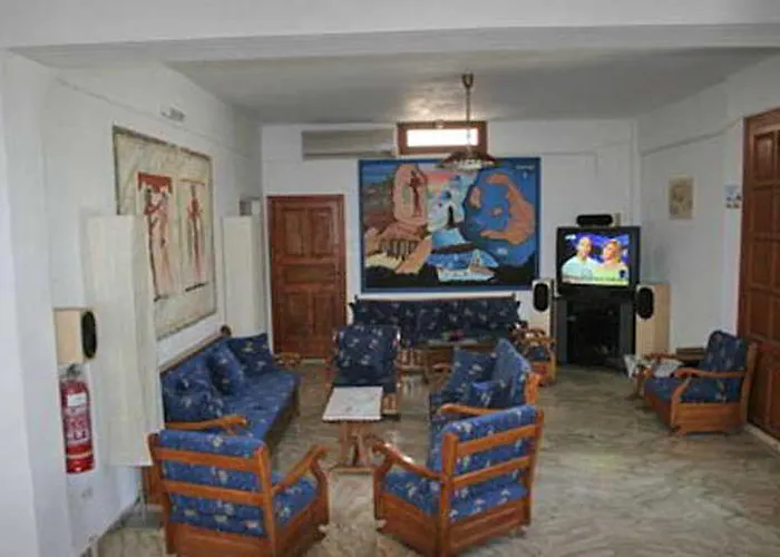 Ikaros 3* Karterados (Santorini)